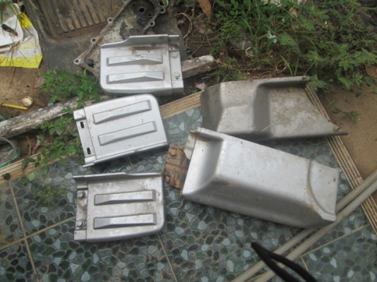 ขาย พลาสติกหัวบันไดเสริม และกาบครอบบันไดเสริม Dmax ขาย พลาสติกหัวบันไดเสริม และกาบครอบบันไดเสริม Dmax