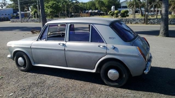 ขาย austin 1300 GT เดิมๆทะเบียนโอน ขาย austin 1300 GT เดิมๆทะเบียนโอน