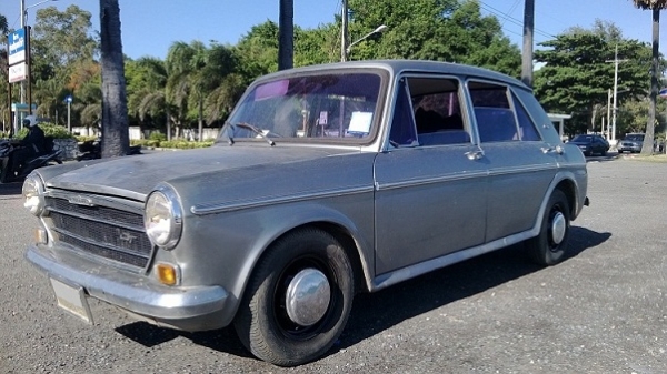 ขาย austin 1300 GT เดิมๆทะเบียนโอน ขาย austin 1300 GT เดิมๆทะเบียนโอน