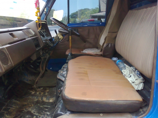 ขายหกล้อดั้ม TOYOTA Dyna 300 BU87 เครื่อง13B ทะเบียนเต็มพร้อมโอน