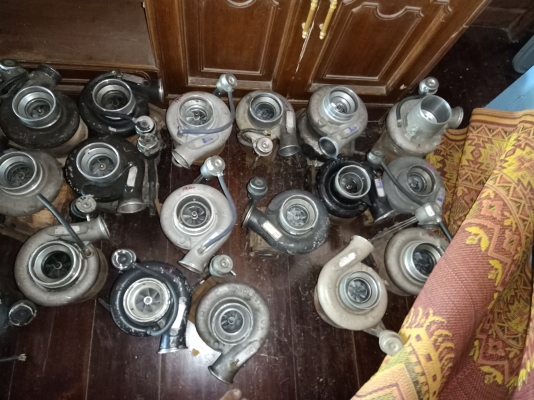 ขายเหมาเทอร์โบ holset mitsubishi ihi 85ลูก ตัดหมดลูกละ 5,500