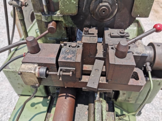 เครื่องตัดเหล็กCUTTING JAPAN กลม/เพลา/แป๊ป 200V 3 สาย พร้อมใช้ เครื่องตัดเหล็กCUTTING JAPAN กลม/เพลา/แป๊ป 200V 3 สาย พร้อมใช้