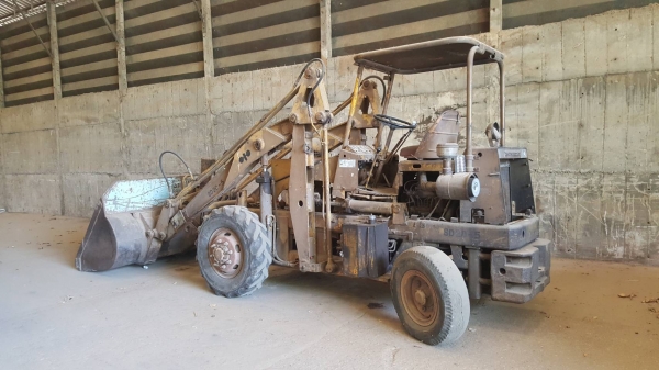 ขาย รถตัก KOMATSU SD20-5 สภาพพร้อมใช้งาน เครื่องดี เกียร์ดี ราคาต่อรองได้