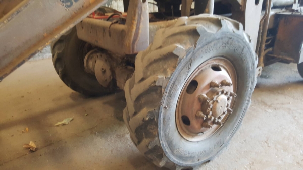 ขาย รถตัก KOMATSU SD20-5 สภาพพร้อมใช้งาน เครื่องดี เกียร์ดี ราคาต่อรองได้