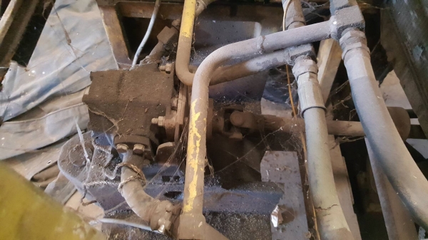 ขาย รถตัก TOYOTA เกียร์ทอค สภาพพร้อมใช้งาน ต่อแขนเรียบร้อยแล้ว