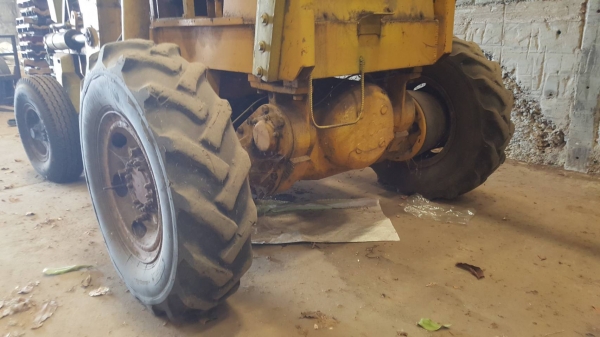 ขาย รถตัก TOYOTA เกียร์ทอค สภาพพร้อมใช้งาน ต่อแขนเรียบร้อยแล้ว