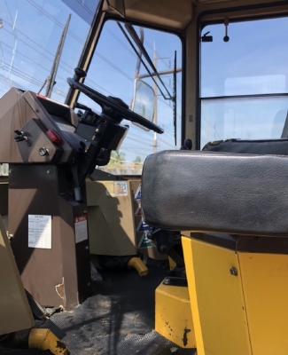 ขายรถตักล้อยาง KOMATSU WA300-1 นำเข้าเองจากญี่ปุ่น สภาพสวยพร้อมใช้ มีVDOการทำงานครับ