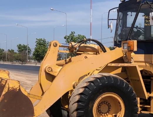ขายรถตักล้อยาง KOMATSU WA300-1 นำเข้าเองจากญี่ปุ่น สภาพสวยพร้อมใช้ มีVDOการทำงานครับ