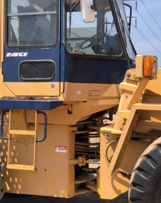 ขายรถตักล้อยาง KOMATSU WA300-1 นำเข้าเองจากญี่ปุ่น สภาพสวยพร้อมใช้ มีVDOการทำงานครับ