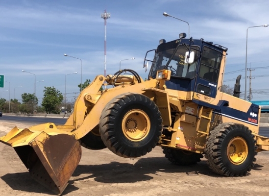 ขายรถตักล้อยาง KOMATSU WA300-1 นำเข้าเองจากญี่ปุ่น สภาพสวยพร้อมใช้ มีVDOการทำงานครับ