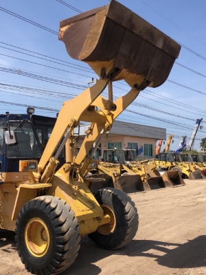 ขายรถตักล้อยาง KOMATSU WA300-1 นำเข้าเองจากญี่ปุ่น สภาพสวยพร้อมใช้ มีVDOการทำงานครับ