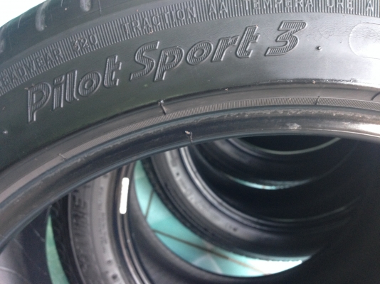ยาง215 45 r17 Michelin 2เส้น