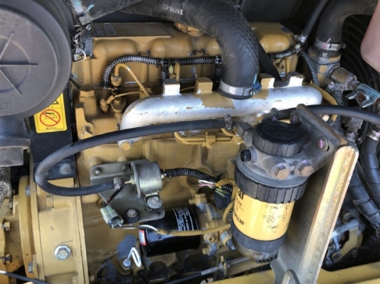 ขายรถขุด CAT 305SR คอนโทรลสั้น ปั๊มนิ้ว นำเข้าเองจากญี่ปุ่น สภาพสวยพร้อมใช้ มีVDOการทำงานครับ