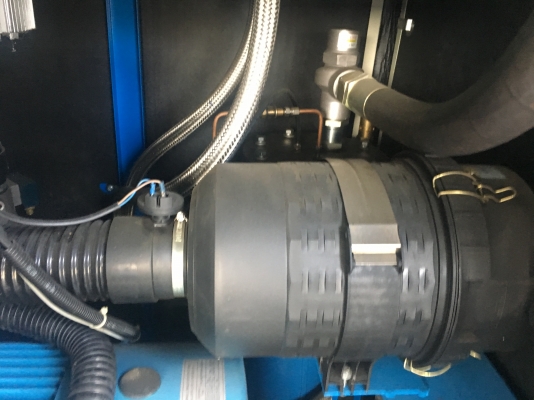 ปัมลมสกรู  ยี่ห้อ AUGUST รุ่น SFB30D