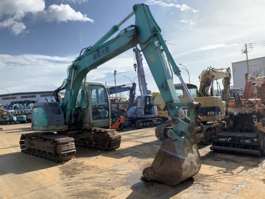 ขายรถขุด KOBELCO SK135SR ปี 2003 มีลายหัวกระแทก นำเข้าเองจากญี่ปุ่น สภาพสวยพร้อมใช้ ถึงเร็วๆนี้ครับ