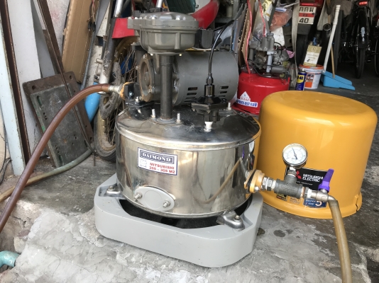 ขายปั๊มน้ำอัตโนมัติ Mitsubishi 250W ถังสแตนเลสอย่างดี สภาพสวย หมุนนิ่ม ตรวจเช็คแรงดันเรียบร้อยแล้ว ไม่มีรั่วซึม พร้อมใช้งาน ราคา 3,200 บาทพร้อมส่ง สนใจโทร.