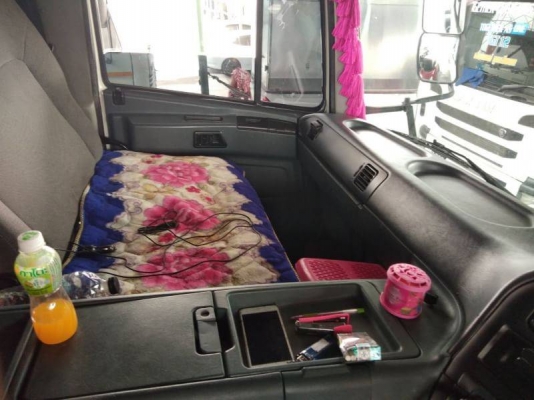 หัวลาก2เพลา CAMC ปี58 -336แรงม้า เครื่องดีเซล รถวิ่งงานทุกวัน ขาย3คัน