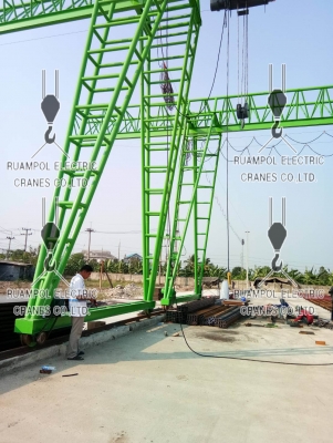 รับติดตั้ง เครนไฟฟ้าโรงงาน,รับติดตั้งเครนโรงงาน,เครนสนาม,เครนยกของ