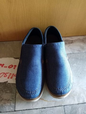 CROCS Santa Cruz Playa ลำลองผู้ชาย