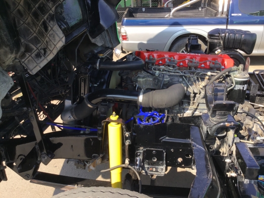 รถสไลด์ ยี่ห้อ ISUZU  รุ่น NPR59  ปีจดทะเบียน 2545