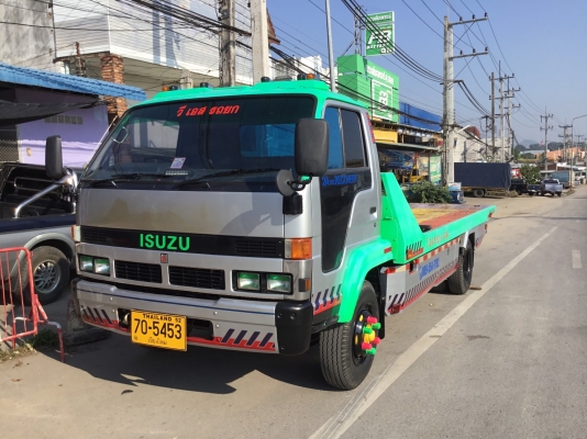 รถสไลด์ ยี่ห้อ ISUZU  รุ่น NPR59  ปีจดทะเบียน 2545