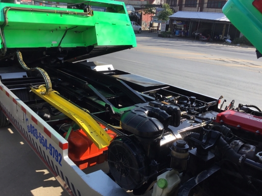 รถสไลด์ ยี่ห้อ ISUZU  รุ่น NPR59  ปีจดทะเบียน 2545