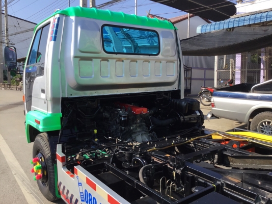 รถสไลด์ ยี่ห้อ ISUZU  รุ่น NPR59  ปีจดทะเบียน 2545