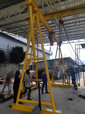 ขายครับ รอด กว้าง 7 เมตร สูง 4 เมตร รอก 2 ตัน 45,000 บาทครับ