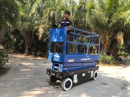 ขายรถกระเช้า AICHI SV06B ไฟฟ้า สูง6เมตร สวยเดิมจากญี่ปุ่นยังไม่เคยใช้ในไทย 95,000เท่านั้น