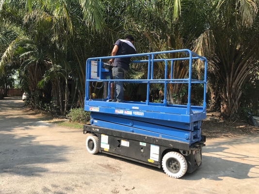 ขายรถกระเช้า AICHI SV06B ไฟฟ้า สูง6เมตร สวยเดิมจากญี่ปุ่นยังไม่เคยใช้ในไทย 95,000เท่านั้น