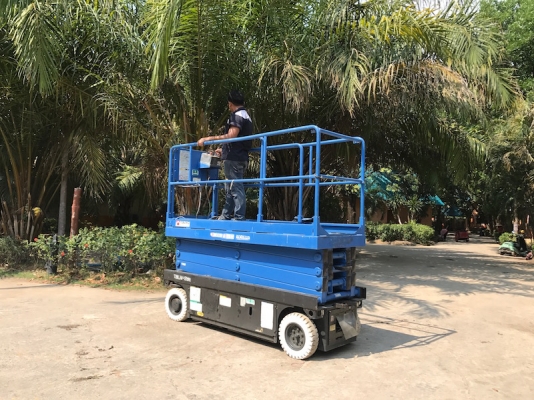 ขายรถกระเช้า AICHI SV08B ไฟฟ้า สูง8เมตร สวยเดิมจากญี่ปุ่นยังไม่เคยใช้ในไทย 135,000เท่านั้น ขายรถกระเช้า AICHI SV08B ไฟฟ้า สูง8เมตร สวยเดิมจากญี่ปุ่นยังไม่เคยใช้ในไทย 135,000เท่านั้น