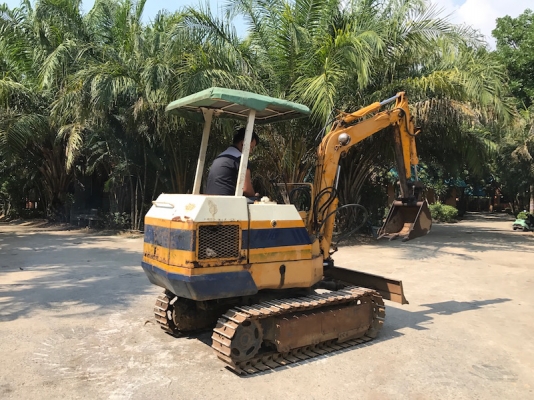 ขายแบคโฮKOMATSU PC10 เครื่อง3สูบ เดิมจากญี่ปุ่น ทำงานสมบูรณ์ทุกระบบ รับรองไม่ผิดหวัง 148,000 เท่านั้น!! ขายแบคโฮKOMATSU PC10 เครื่อง3สูบ เดิมจากญี่ปุ่น ทำงานสมบูรณ์ทุกระบบ รับรองไม่ผิดหวัง 148,000 เท่านั้น!!
