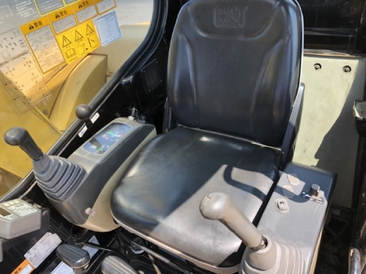 ขายรถขุด CAT 305SR คอนโทรลสั้น ปั๊มนิ้ว นำเข้าเองจากญี่ปุ่น สภาพสวยพร้อมใช้ มีVDOการทำงานครับ