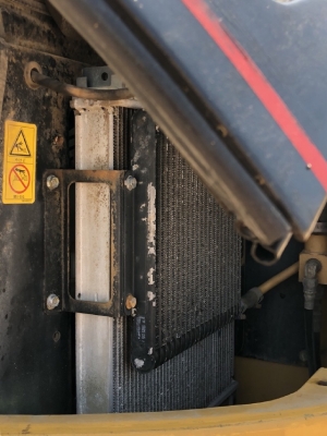 ขายรถขุด CAT 305SR คอนโทรลสั้น ปั๊มนิ้ว นำเข้าเองจากญี่ปุ่น สภาพสวยพร้อมใช้ มีVDOการทำงานครับ