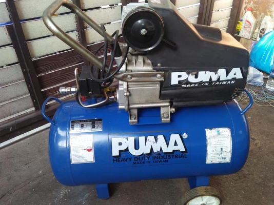 ขายปั้มลมโรตารี่่ยี่ห้อ PUMA รุ่น XM-2550 ถังขนาด 50 ลิตร ซื้อมาครั้งแรกจากของใหม่ สภาพใช้งานได้ปกติ ถังไม่รั่ว เก็บลมอยู่ ตัวปรับแรงดันไม่มี มันชอบรั่ว เลยถอดทิ้งไปแล้ว มาดูของที่บ้านได้เลย ขายปั้มลมโรตารี่่ยี่ห้อ PUMA รุ่น XM-2550 ถังขนาด 50 ลิตร ซื้อมาครั้งแรกจากของใหม่ สภาพใช้งานได้ปกติ ถังไม่รั่ว เก็บลมอยู่ ตัวปรับแรงดันไม่มี มันชอบรั่ว เลยถอดทิ้งไปแล้ว มาดูของที่บ้านได้เลย