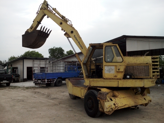ขายแบคโฮล้อยาง 250000 บาท