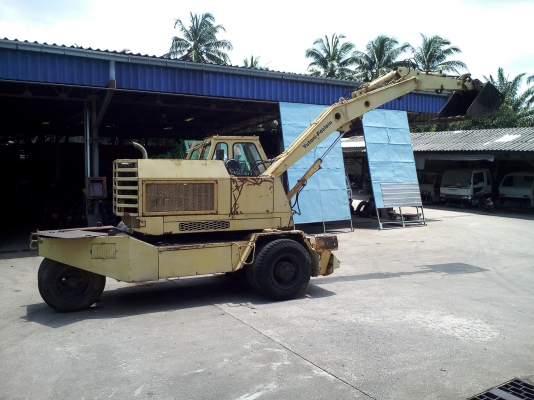 ขายแบคโฮล้อยาง 250000 บาท