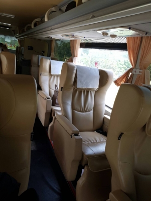 ต้องการขายรถบัส ขนาด12เมตร ดว่น ต้องการขายรถบัส ขนาด12เมตร ดว่น
