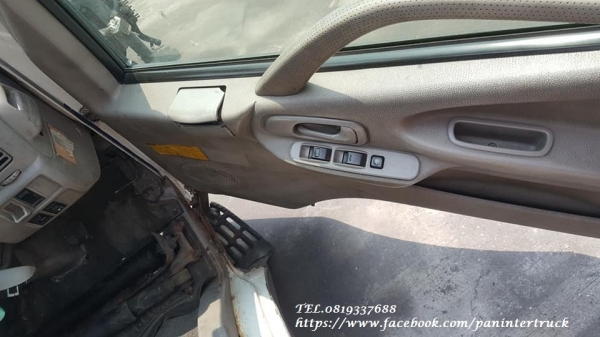 SALE*FROM JAPAN*ลดกระหน่ำ ขายถูกสุดๆ หัวเก๋งไซค์ 6 ล้อกลาง /CABIN HINO DUTRO(ดูโทร่) (รุ่นยกหัวได้) ราคา:49,900 บาท เท่านั้น!!