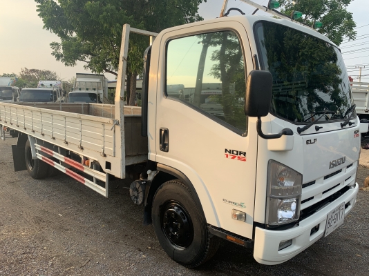 ขาย6ล้อNQR175แรงม้ายูโร3จดปี57 กระบะคาร์โก้ยาว5.60เมตร ไมล์น้อย42,000กม.เจ้าของมือแรกป้ายแดง