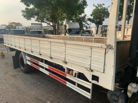 ขาย6ล้อNQR175แรงม้ายูโร3จดปี57 กระบะคาร์โก้ยาว5.60เมตร ไมล์น้อย42,000กม.เจ้าของมือแรกป้ายแดง