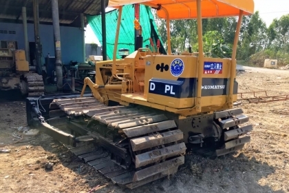 ขายรถแทร็กเตอร์ D20-5PL รถใช้งานปกติ ราคาต่อรองได้ โทร0616613023แพรว