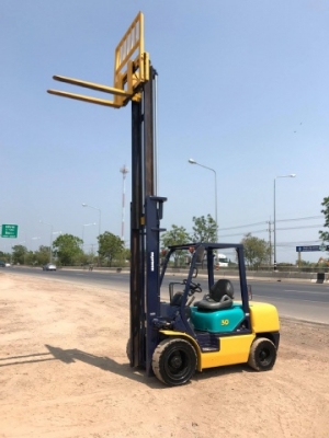 ขายรถฟอร์คลิฟต์ KOMATSU FD30T-12 รถนอกนำเข้าเองจากญี่ปุ่น สภาพสวยพร้อมใช้ มีVDOการทำงานครับ
