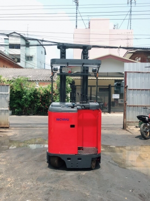 รถยกไฟฟ้ายืนขับนิชิยู รุ่นล่าสุด น้ำหนักยก 2 ตัน เสาสูง 6.50 เมตร