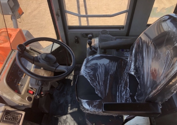 ขายรถตักล้อยาง HITACHI LX230-7 (TCM L40-3) ปี 2005 นำเข้าเองจากญี่ปุ่น สภาพสวยพร้อมใช้ มีVDOการทำงานครับ ขายรถตักล้อยาง HITACHI LX230-7 (TCM L40-3) ปี 2005 นำเข้าเองจากญี่ปุ่น สภาพสวยพร้อมใช้ มีVDOการทำงานครับ