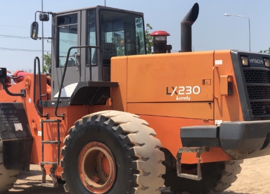 ขายรถตักล้อยาง HITACHI LX230-7 (TCM L40-3) ปี 2005 นำเข้าเองจากญี่ปุ่น สภาพสวยพร้อมใช้ มีVDOการทำงานครับ ขายรถตักล้อยาง HITACHI LX230-7 (TCM L40-3) ปี 2005 นำเข้าเองจากญี่ปุ่น สภาพสวยพร้อมใช้ มีVDOการทำงานครับ