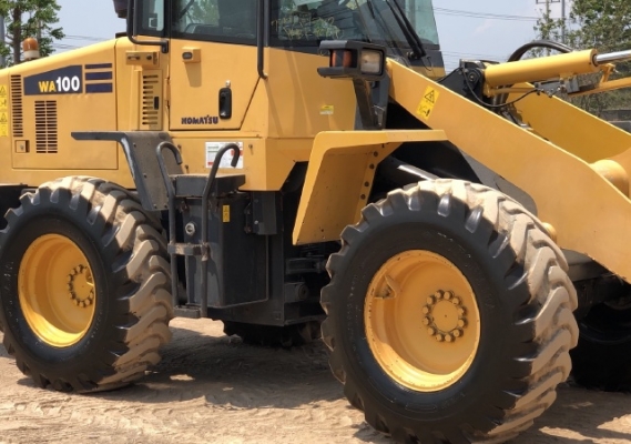 ขายรถตักล้อยาง KOMATSU WA100-5 แขนยาวพิเศษ (2,xxx ชั่วโมง) นำเข้าเองจากญี่ปุ่น สภาพสวยพร้อมใช้ มีVDOครับ