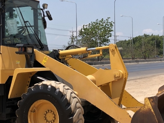 ขายรถตักล้อยาง KOMATSU WA100-5 แขนยาวพิเศษ (2,xxx ชั่วโมง) นำเข้าเองจากญี่ปุ่น สภาพสวยพร้อมใช้ มีVDOครับ