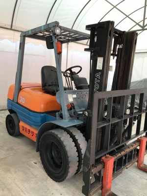 TOYOTA 6FD30 ยก3ตัน เครื่องยนตร์ดีเซล งาฮิ๊ง เสา3เมตร รถสวยมาก TOYOTA 6FD30 ยก3ตัน เครื่องยนตร์ดีเซล งาฮิ๊ง เสา3เมตร รถสวยมาก