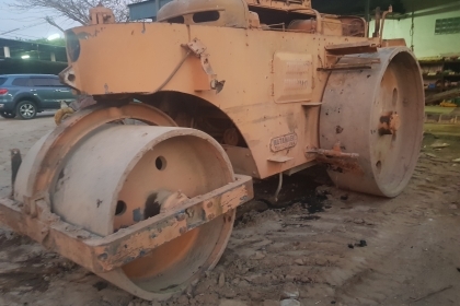 ขายรถบด!! >>> Watanabe 3ล้อ 10ตัน ขายถูกๆ ใช้งานได้ <<< เบอร์ติดต่อ 098-7155789 086-4631102